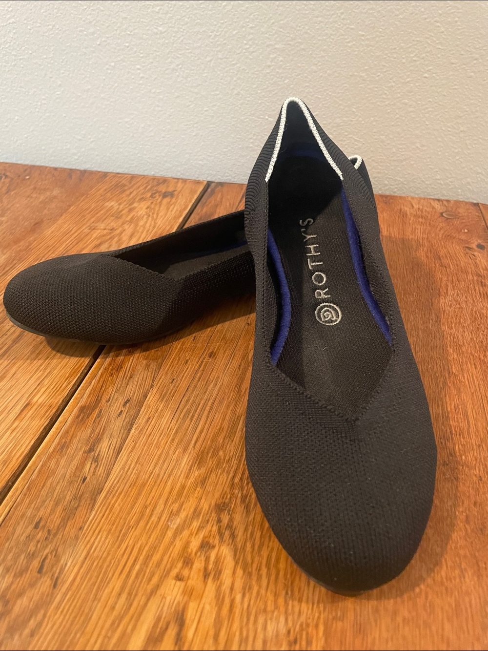 Rothy’s The Flat Black White Halo Flats – Retired Round Toe – Size 10
